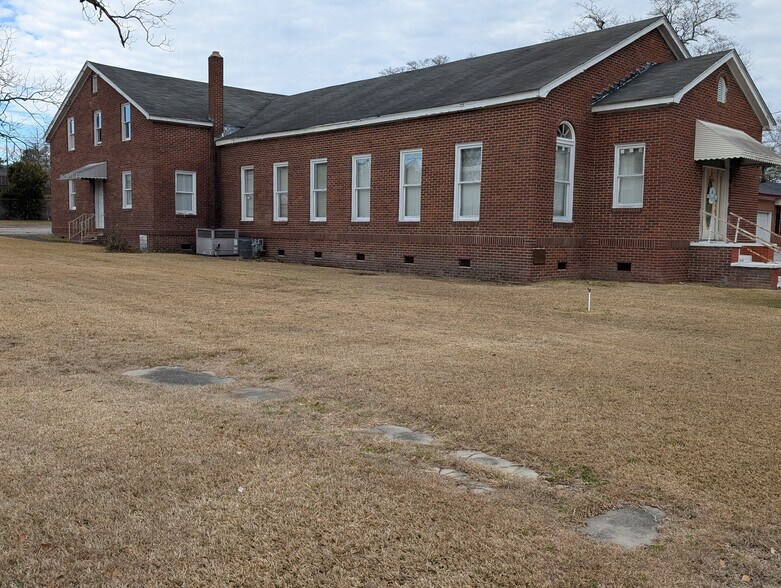 More Photos Of 781 Nottingham St, Orangeburg Religious Facility For Sale