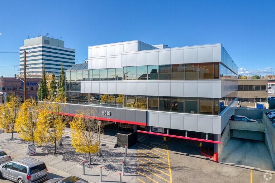 More Photos Of 5819 2nd St SW, Calgary Office For Lease