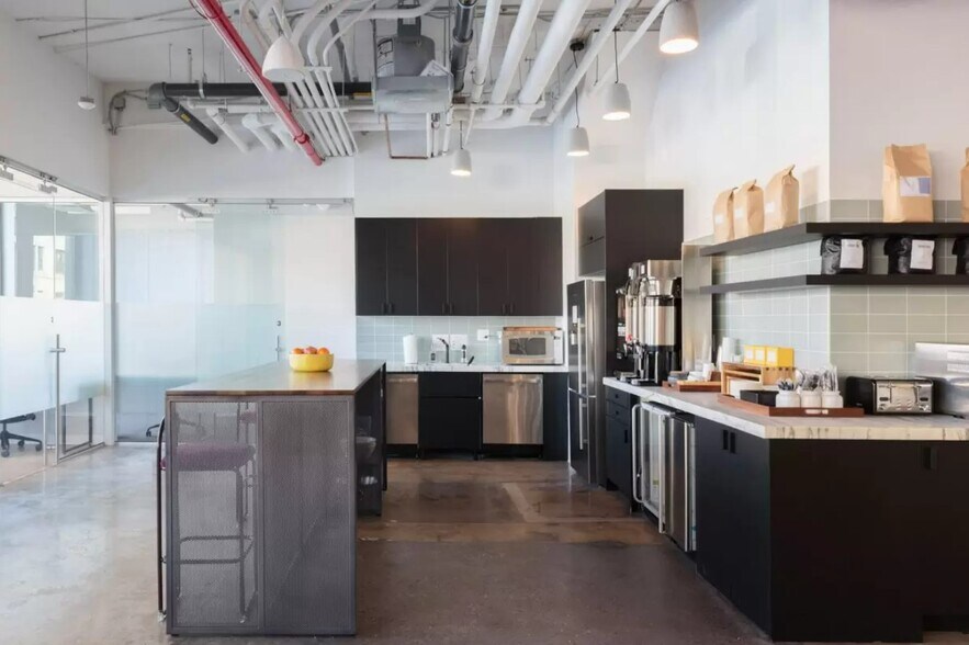 More Photos Of 1000 Dean St, Brooklyn Loft Creative Space For Lease