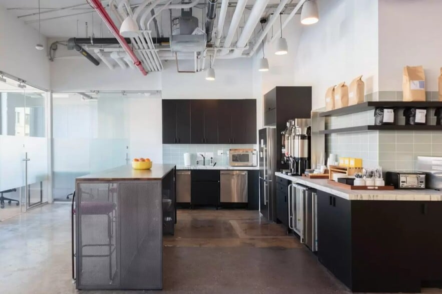 More Photos Of 1000 Dean St, Brooklyn Loft Creative Space For Lease