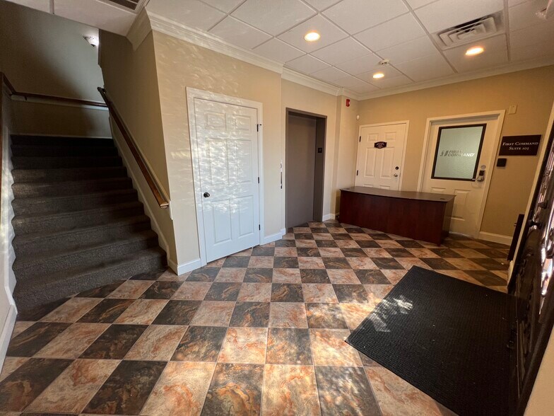 More Photos Of 1995 Skibo Rd, Fayetteville Office For Sale