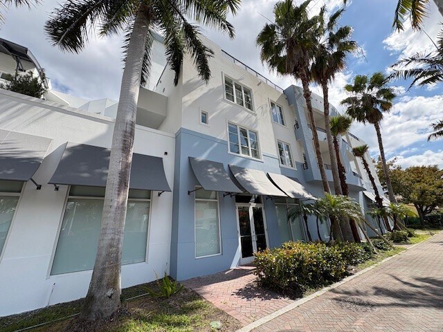 More Photos Of 151 NE 5th Ave, Delray Beach Office Residential For Lease