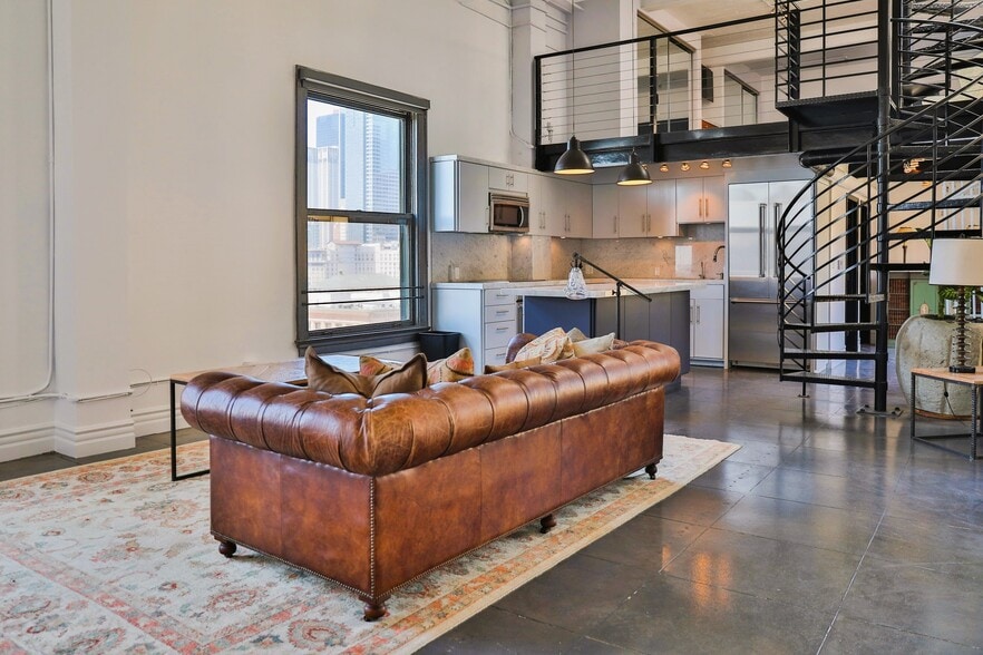 More Photos Of 108 W 2nd St, Los Angeles Apartments For Sale