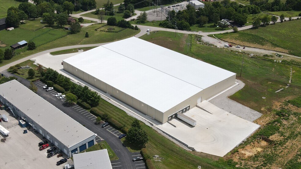 Primary Photo Of 101 Corporate Dr, Frankfort Warehouse For Lease