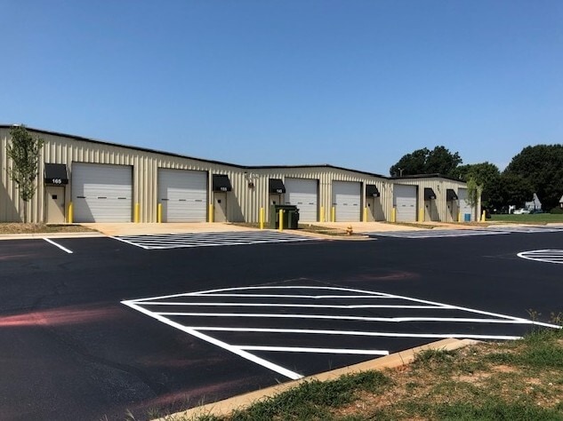 Primary Photo Of 1136 Louise Rd, Winston-Salem Warehouse For Lease