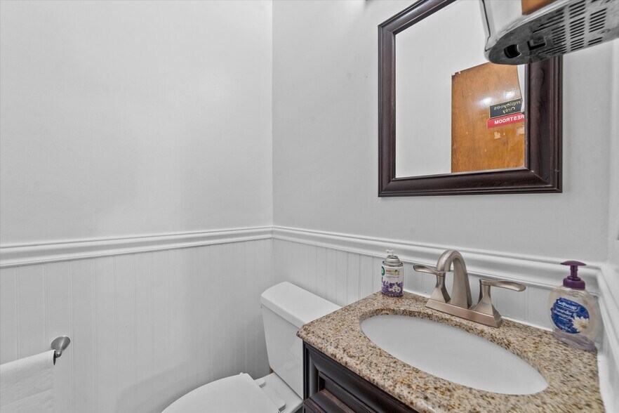 More Photos Of 130 Pondfield Rd, Bronxville Medical For Sale