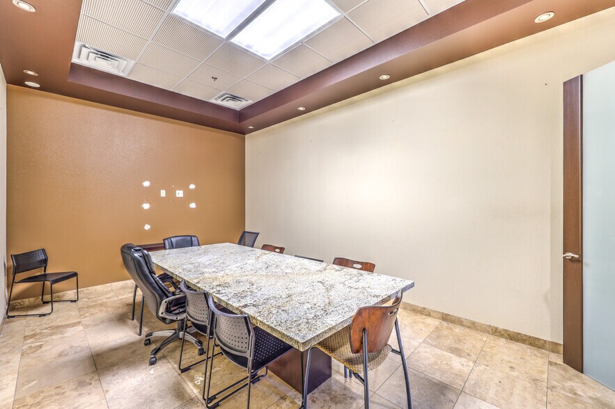 More Photos Of 955 Grier Dr, Las Vegas Light Distribution For Lease