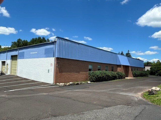 More Photos Of 1330 Industry Rd, Hatfield Warehouse For Lease