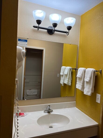 More Photos Of 1614 Antique City Dr, Walnut Hotel For Sale