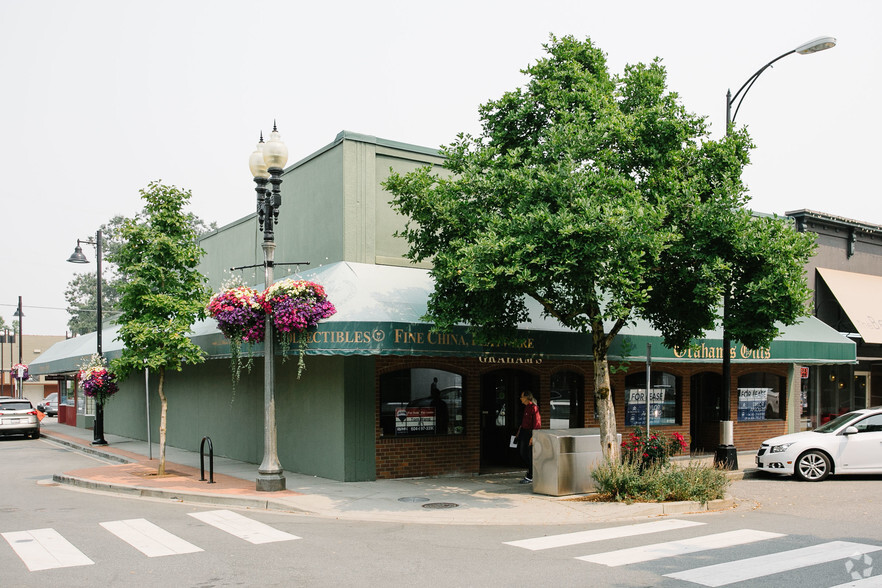 Primary Photo Of 45915 Wellington Ave, Chilliwack Storefront For Lease