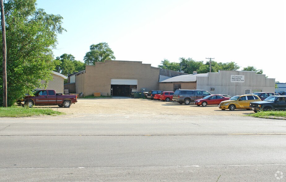 Primary Photo Of 20020 E Grant Hwy, Marengo Warehouse For Sale