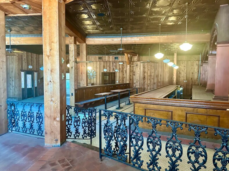 More Photos Of 204-208 Belleville Ave, Brewton Restaurant For Sale