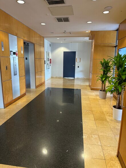 More Photos Of 1150 NW 72nd Ave, Miami Loft Creative Space For Lease