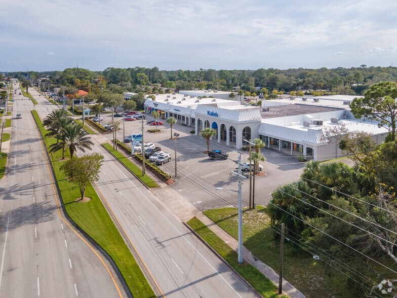 More Photos Of 298 S Yonge St, Ormond Beach Freestanding For Lease
