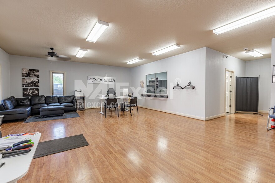 More Photos Of 465 S Bluff St, St George Health Club For Lease