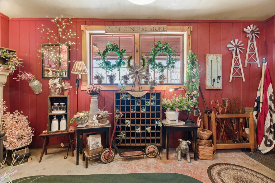 More Photos Of 953 Victory Hwy, Burrillville Bar For Sale