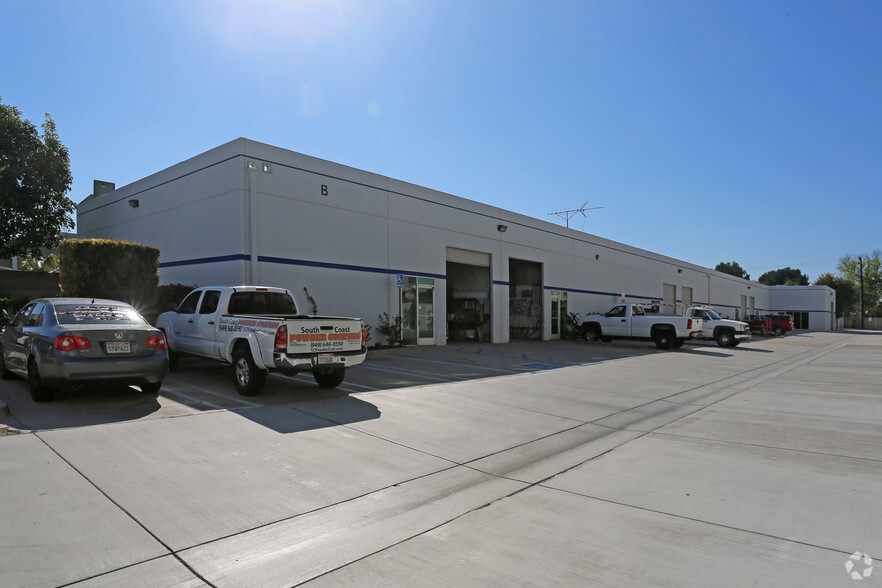 Primary Photo Of 2013 Placentia Ave, Costa Mesa Warehouse For Lease