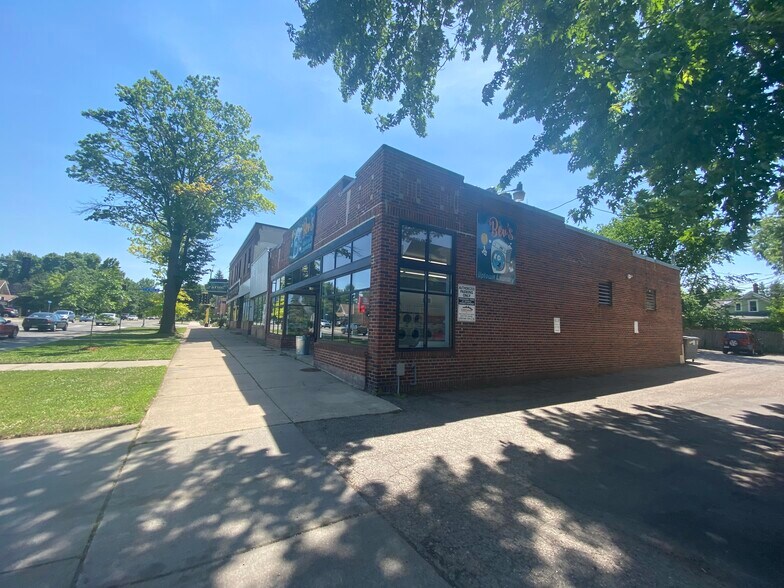 More Photos Of 3946-3952 Lyndale Ave S, Minneapolis Storefront Retail Residential For Lease