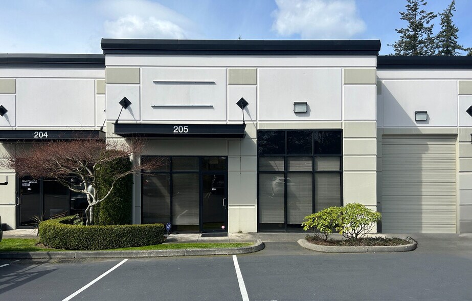 Primary Photo Of 9800 Harbour Pl, Mukilteo Light Manufacturing For Lease