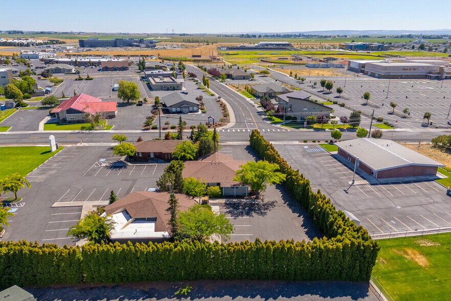 More Photos Of 830 Sharon Ave E, Moses Lake Office For Sale