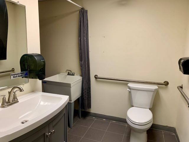 More Photos Of 7062 US Highway 31, Grawn Refrigeration Cold Storage For Lease