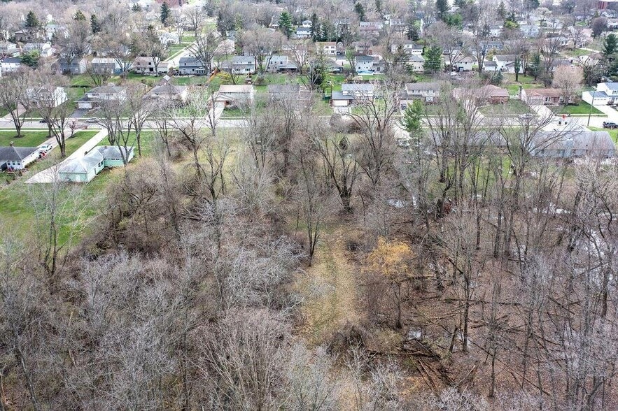 More Photos Of 132-136 Highland Ave, Worthington Land For Sale