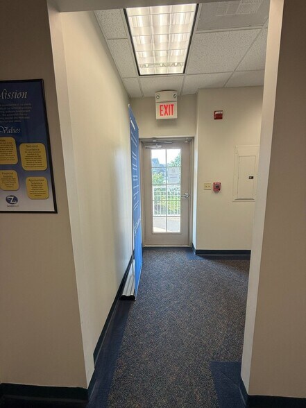 More Photos Of , La Plata Office For Sale