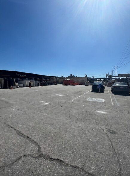 More Photos Of 14600 S Western Ave, Gardena Manufacturing For Lease