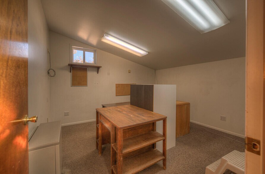 More Photos Of 22540 Us Highway 160, Walsenburg Veterinarian Kennel For Sale