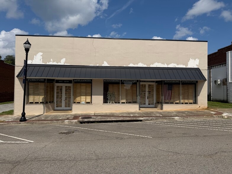 More Photos Of 112 N Congress St, Winnsboro Flex For Sale