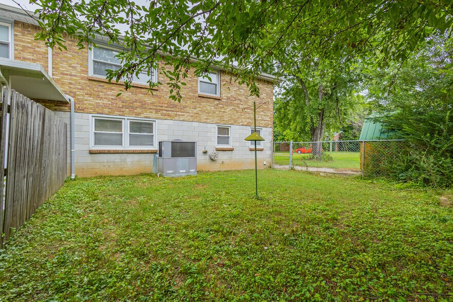 More Photos Of 4299 Sweden Dr, Hermitage Multifamily For Sale