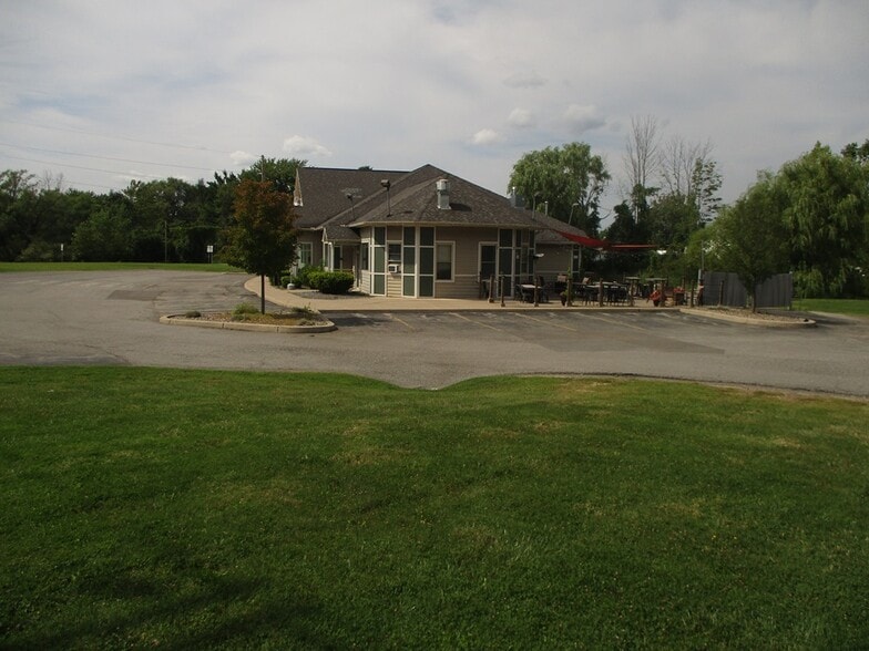 More Photos Of 1192 Manitou Rd, Hilton Freestanding For Lease