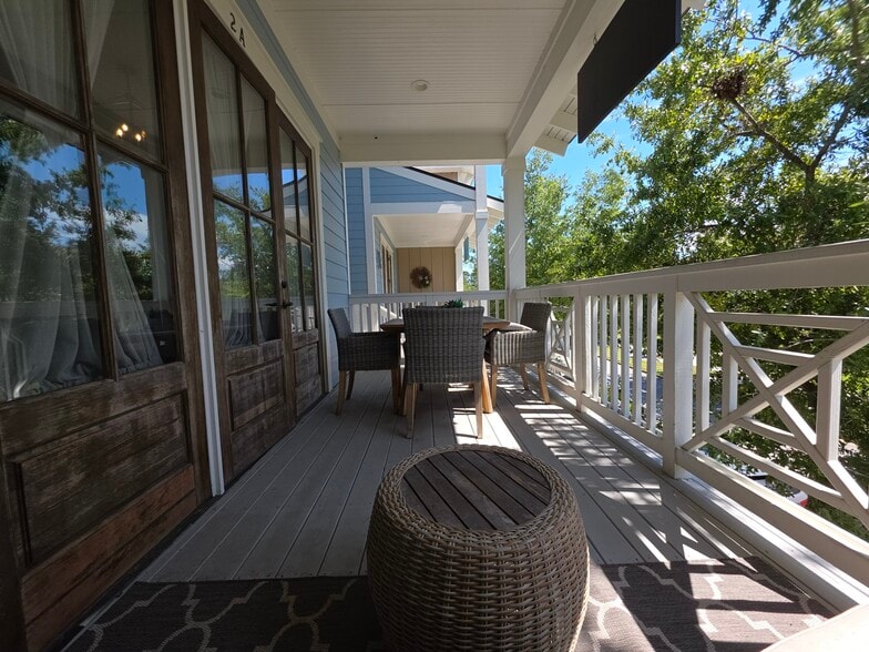 More Photos Of 158 State St, Bluffton Storefront Retail Office For Lease