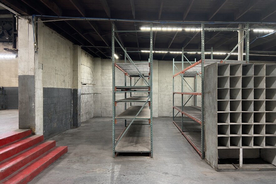 More Photos Of 432 N Royal St, Jackson Warehouse For Lease