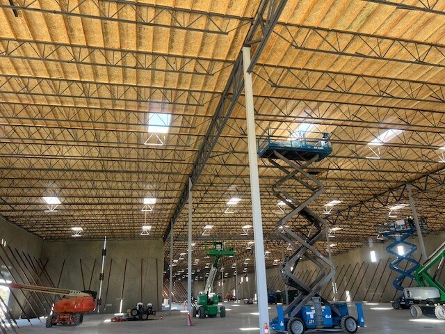 More Photos Of 701 E Ball Rd, Anaheim Warehouse For Sale