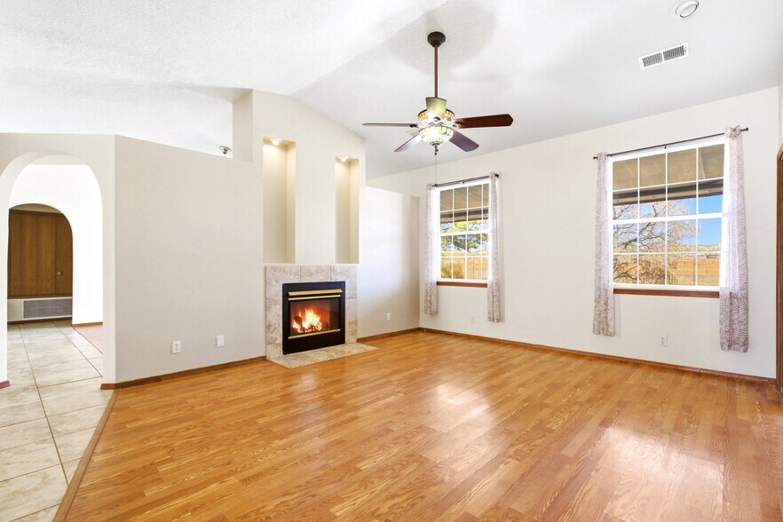 More Photos Of 2881 Chessman Dr SE, Rio Rancho Specialty For Sale