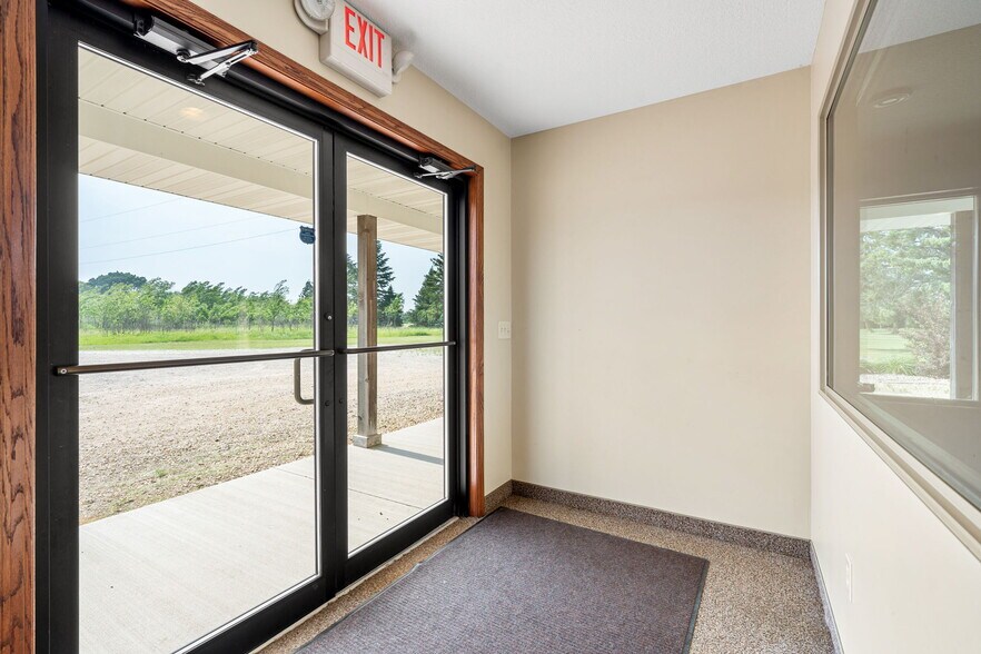 More Photos Of 3700 11th Pl NE, Austin Lodge Meeting Hall For Sale