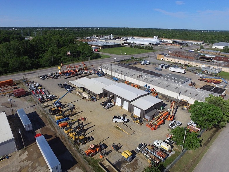 More Photos Of 287 E Brooks Rd, Memphis Service For Lease