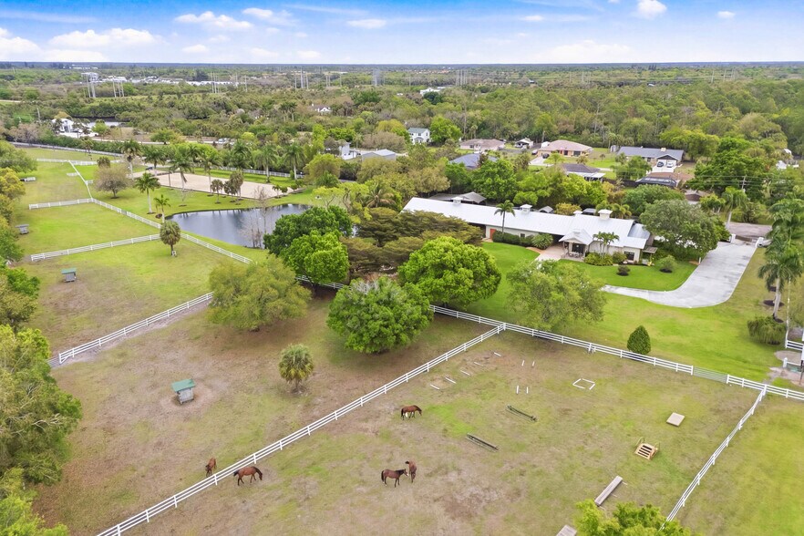 More Photos Of 3800 Staley Rd, Fort Myers Specialty For Sale
