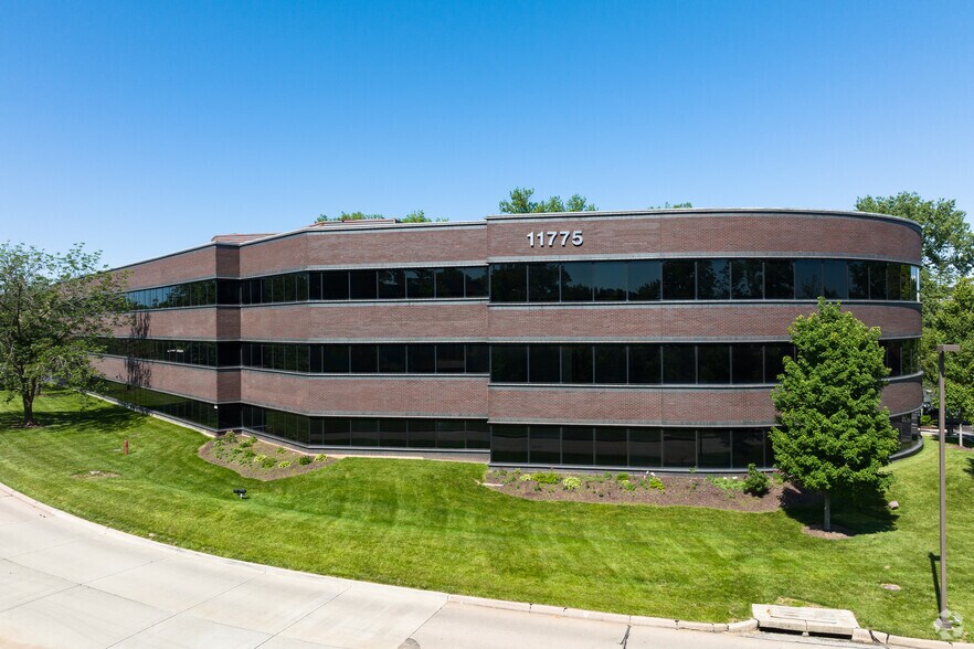 More Photos Of 11775 Borman Dr, Saint Louis Office For Lease