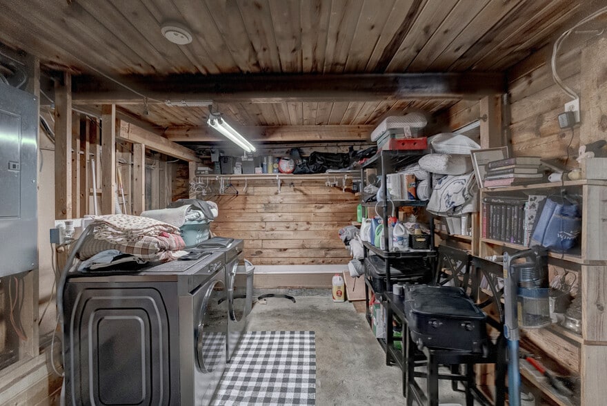 More Photos Of 1116 N 5th St, Custer Trailer Camper Park For Sale