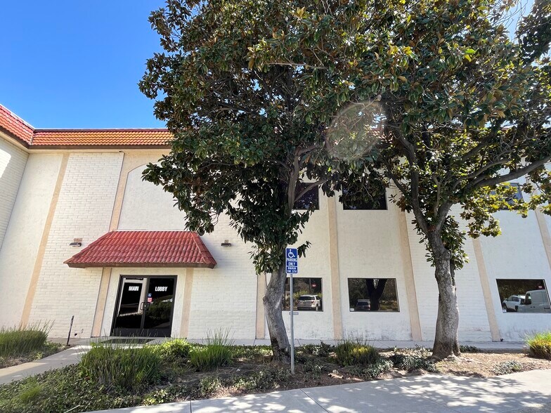 More Photos Of 1250 Sutterville Rd, Sacramento Office For Lease