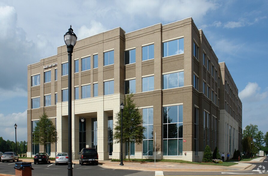 More Photos Of 5440 Wade Park Blvd, Raleigh Unknown For Lease