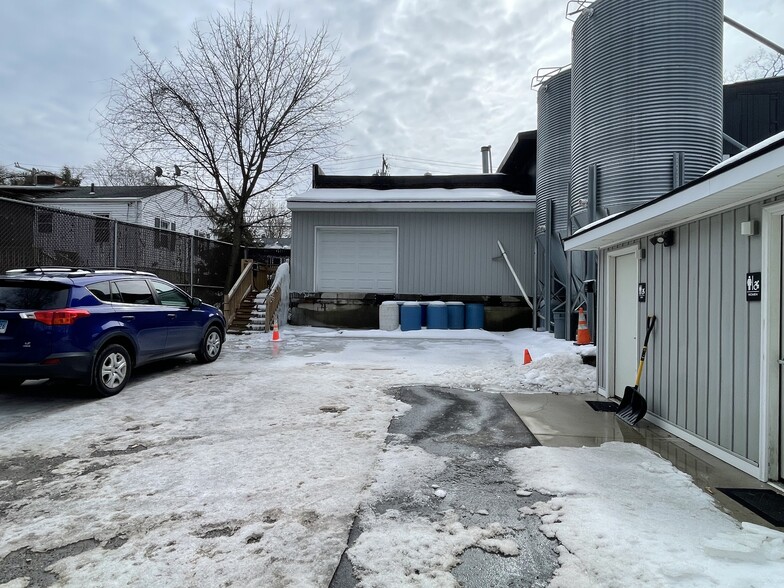 More Photos Of 776 Tolland St, East Hartford Warehouse For Sale
