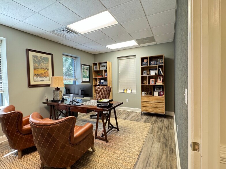 More Photos Of 1550 Oak Industrial Ln, Cumming Warehouse For Lease