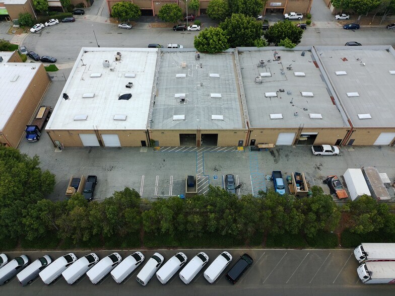 More Photos Of 1165 W Mahalo Pl, Compton Manufacturing For Lease