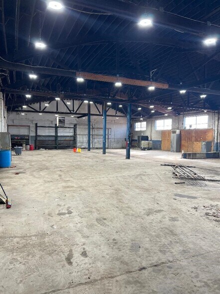 Primary Photo Of 3300 us highway 9, Perth Amboy Warehouse For Lease