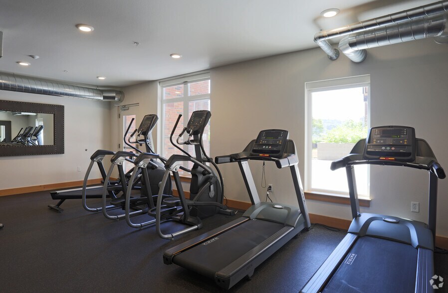 More Photos Of 975 SE 11th Ave, Portland Apartments For Lease