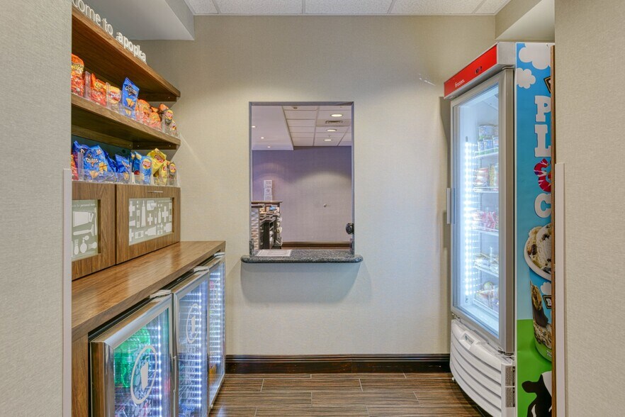 More Photos Of 321 S Lake Cortez Dr, Apopka Hospitality For Sale