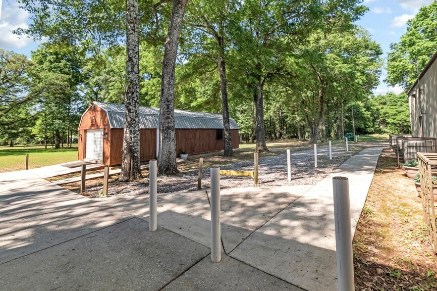 More Photos Of 5725 Jarrett Rd, Prichard Lodge Meeting Hall For Sale